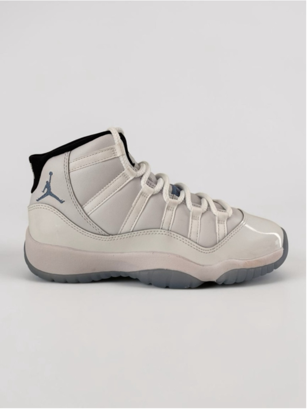 Nike Air Jordan 11 Legend Blue GS 6Y White Patent Leather Retro